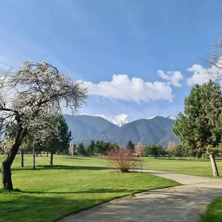 Pirin Golf Compass * Bansko